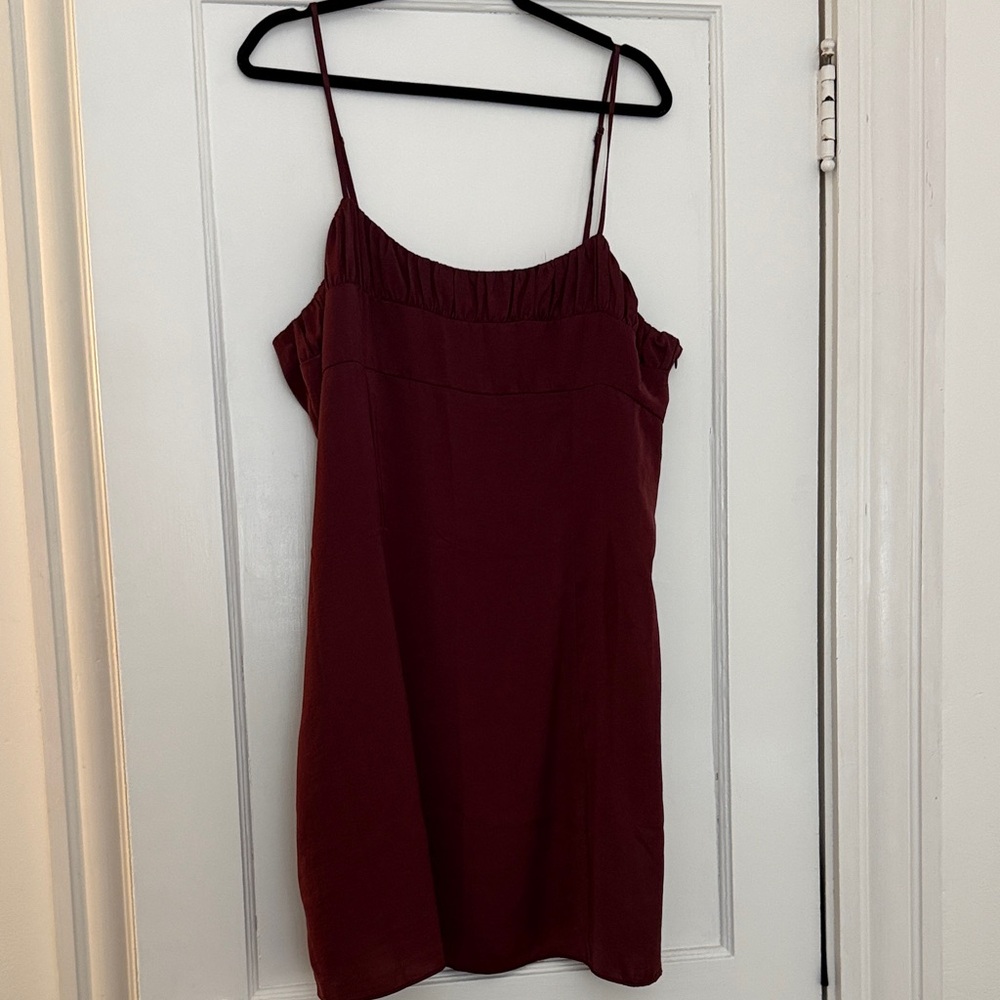 Banana Republic Elegant Burgundy Women's spaghetti dress nwt size 18